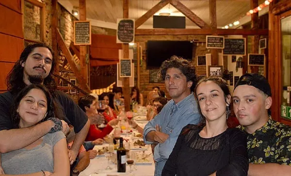 De taberna a cooperativa, una reconversión colectiva en tiempos de COVID-19 De taberna a cooperativa, una reconversión colectiva en tiempos de COVID-19 - Sputnik Mundo