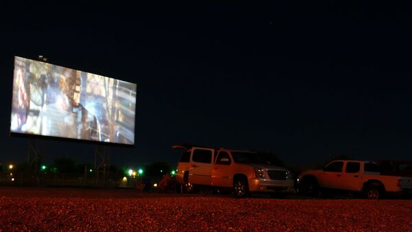 Un autocine (imagen referencial) - Sputnik Mundo