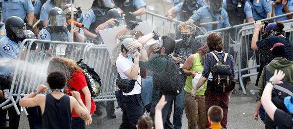 Protestas en Minneapolis - Sputnik Mundo