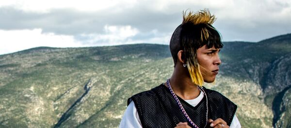 Ulises, protagonista de 'Ya no estoy aquí' - Sputnik Mundo