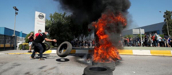 Protestas contra el cierre de la fábrica de Nissan en Barcelona - Sputnik Mundo