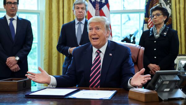 Donald Trump, presidente de EEUU - Sputnik Mundo