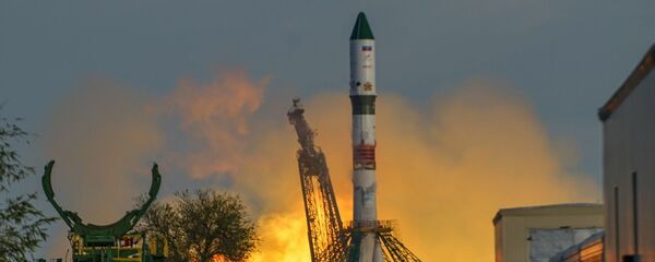 Lanzamiento del Soyuz-2 del cosmódromo de Baikonur - Sputnik Mundo