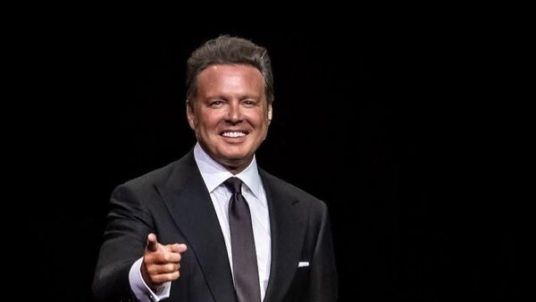 Luis Miguel, cantante mexicano - Sputnik Mundo