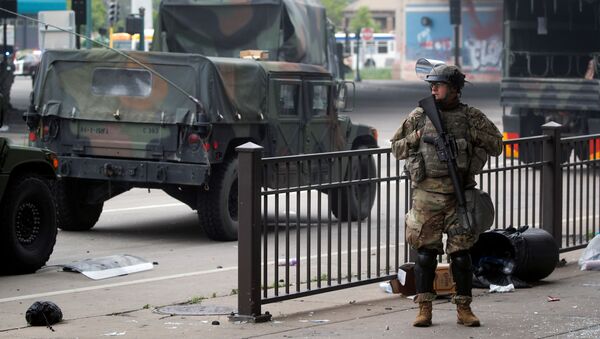 Guardia Nacional en Minneapolis - Sputnik Mundo