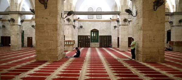 Interior de la mezquita de Al Aqsa - Sputnik Mundo