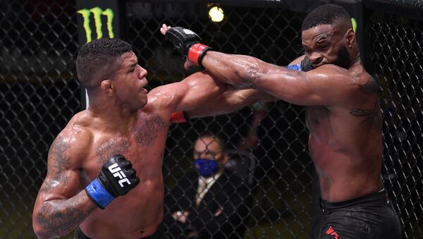 La pelea entre Gilbert Burns y Tyron Woodley - Sputnik Mundo