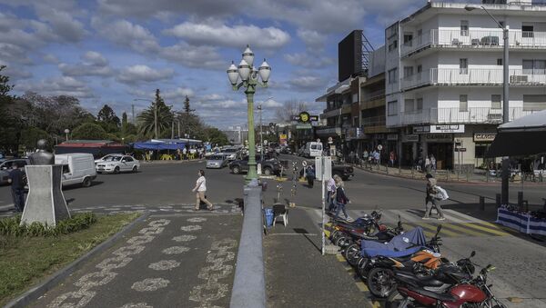 La frontera entre Santana do Livramento, en Brasil, y Rivera, en Uruguay - Sputnik Mundo