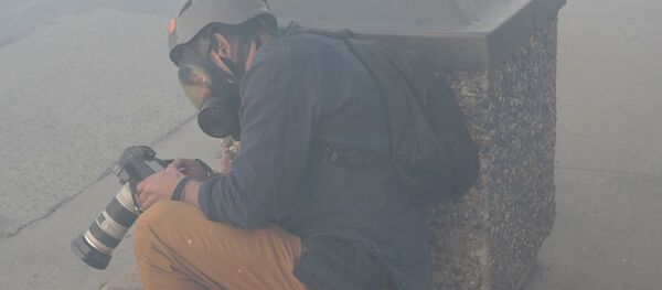 Protestas en EEUU: los periodistas, en primera la línea de batalla - Sputnik Mundo