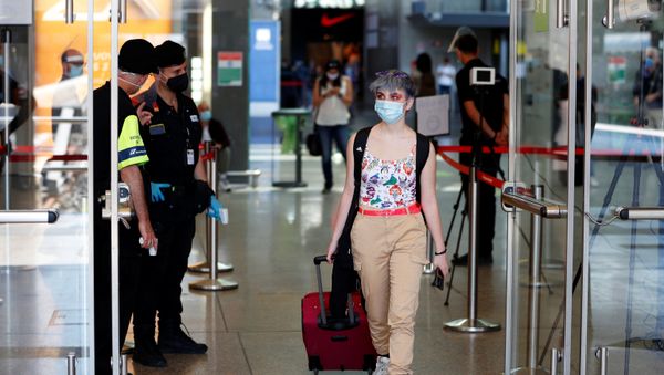 El aeropuerto de Roma, Italia El aeropuerto de Roma, Italia - Sputnik Mundo