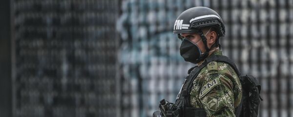 Un policía colombiano, imagen referencial - Sputnik Mundo