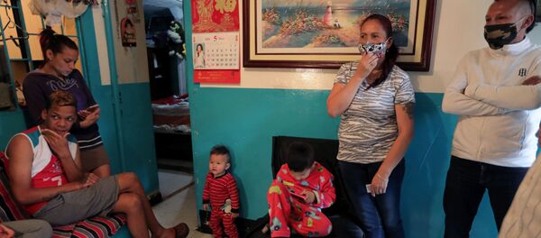 Familia colombiana Familia colombiana - Sputnik Mundo