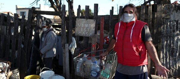 Residentes de Villa Azul, Buenos Aires - Sputnik Mundo