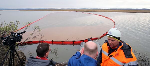 Derrame de combustible en Norilsk, Rusia - Sputnik Mundo