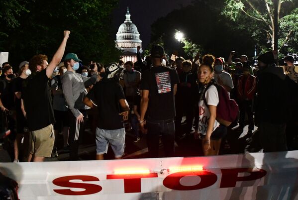 Una crónica de las protestas de Washington - Sputnik Mundo