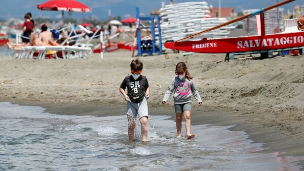 Playa italiana - Sputnik Mundo