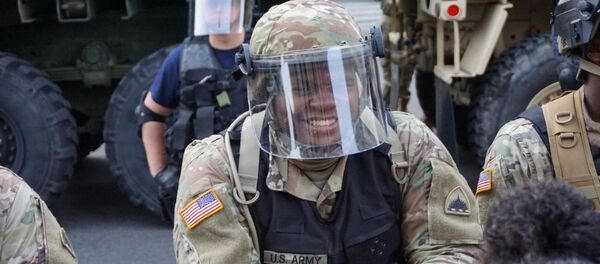 Protestas antirracistas en Washington, EEUU Protestas antirracistas en Washington, EEUU - Sputnik Mundo