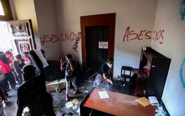 Protestas en Jalisco contra la violencia policial Protestas en Jalisco contra la violencia policial - Sputnik Mundo