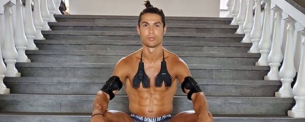 Cristiano Ronaldo, futbolista portugués - Sputnik Mundo