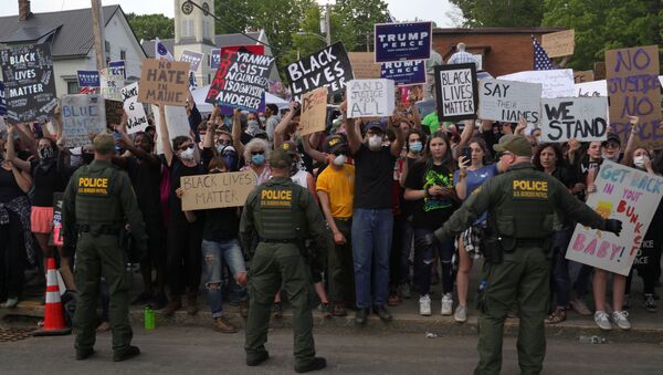 Protestas contra la violencia policial en EEUU - Sputnik Mundo