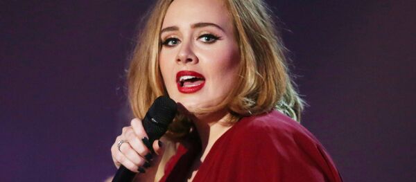 Adele, cantante británica (archivo) Adele, cantante británica (archivo) - Sputnik Mundo