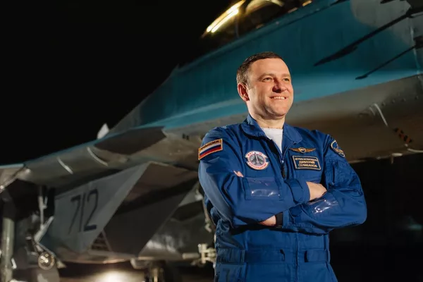El MiG-35, el avión que se pilotea sin manual El MiG-35, el avión que se pilotea sin manual - Sputnik Mundo