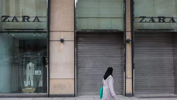 Tienda de Zara cerrada durante la pandemia por COVID-19
