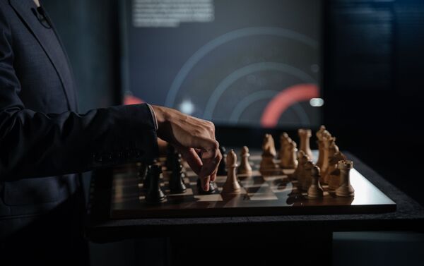 El gran maestro de ajedrez Serguéi Kariakin durante la partida El gran maestro de ajedrez Serguéi Kariakin durante la partida - Sputnik Mundo