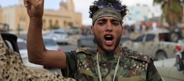 Combatiente de las fuerzas del Gobierno de Acuerdo Nacional (imagen referencial) - Sputnik Mundo