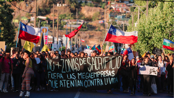 Marcha en contra de zonas de sacrificio - Sputnik Mundo