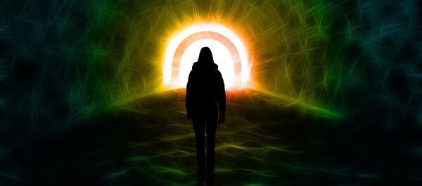 La luz al final del túnel (imagen referencial) - Sputnik Mundo