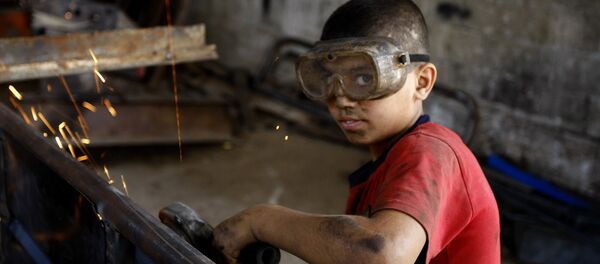 Trabajo infantil, imagen referencial - Sputnik Mundo