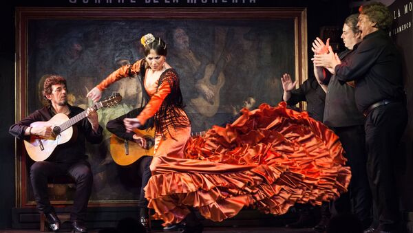 Un espectáculo flamenco en el Corral de la Morería - Sputnik Mundo