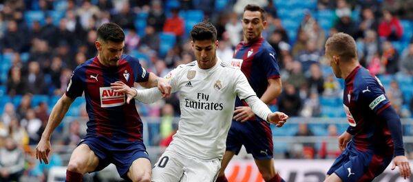 Real madrid juega un partido contra Eibar, archivo - Sputnik Mundo