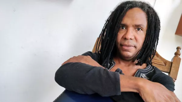 Сantautor Raúl Torres
