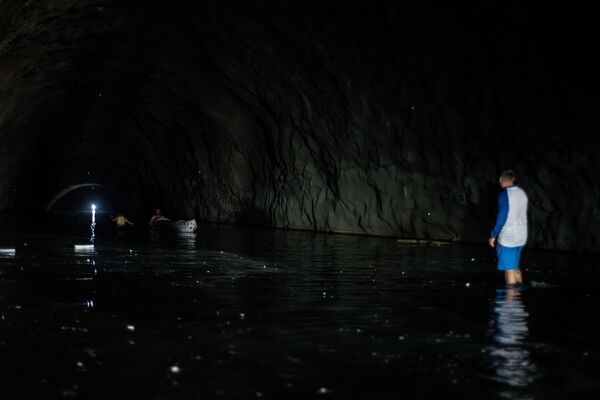 Ingeniería popular se impone para conseguir agua en Caracas | Vídeos, fotos - Sputnik Mundo