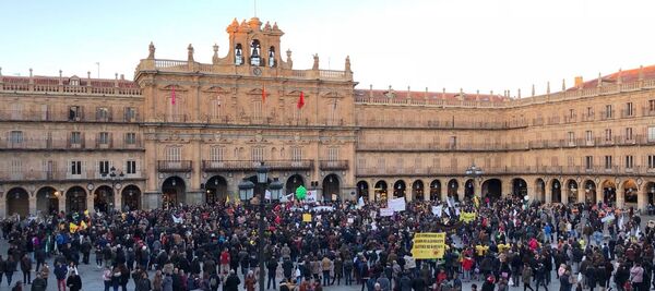 Se han peleado hasta hermanos: la división de un pueblo de España por una mina de uranio - Sputnik Mundo