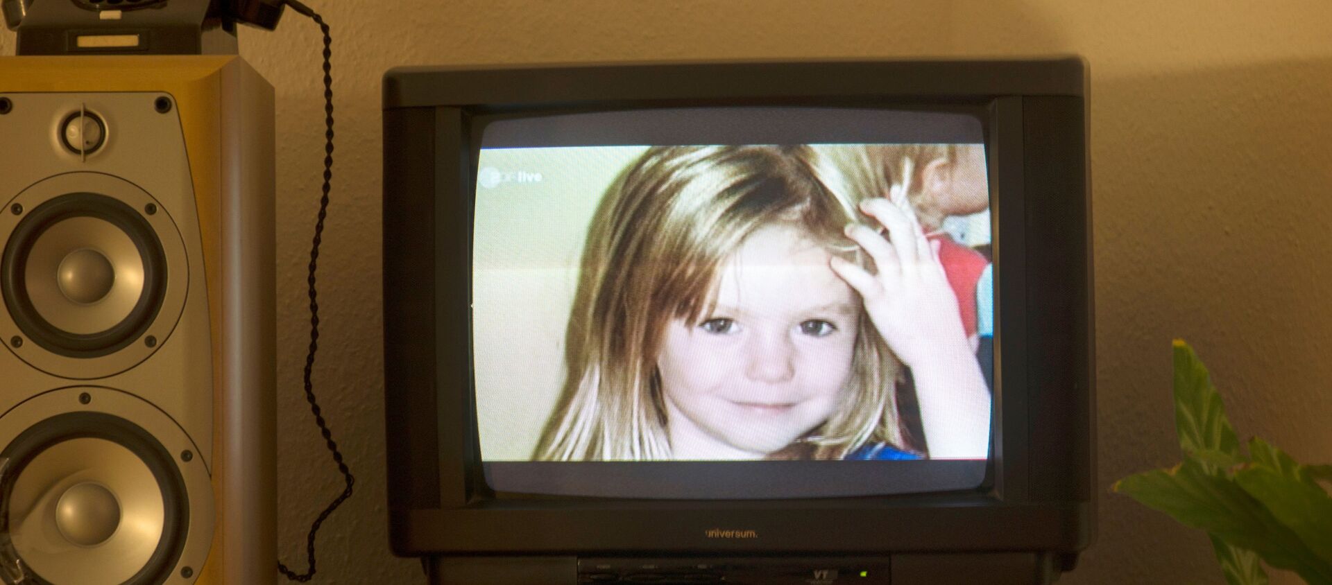 Imagen de Madeleine McCann en un televisor - Sputnik Mundo, 1920, 19.06.2020