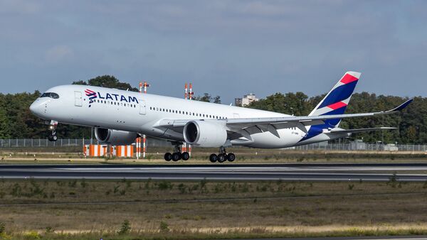 Avión de Latam - Sputnik Mundo