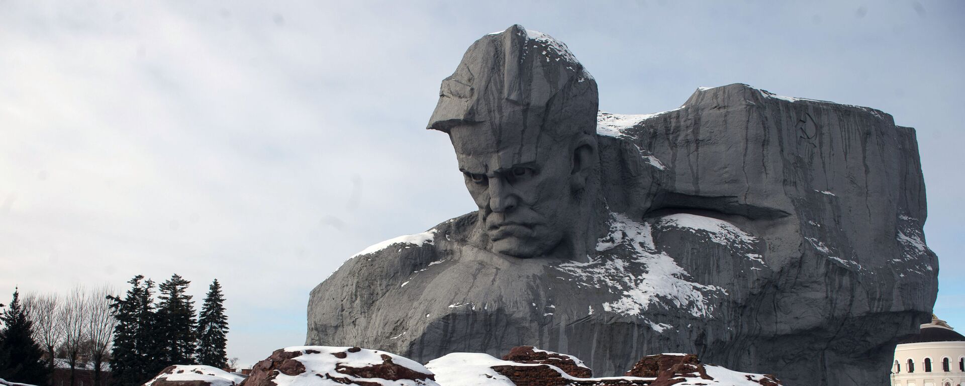 Monumento a los defensores de la fortaleza de Brest - Sputnik Mundo, 1920, 22.06.2020