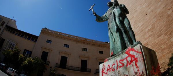 Estatua fray Junípero Serra Estatua fray Junípero Serra - Sputnik Mundo
