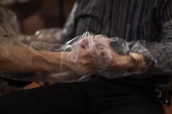 Reencuentro en una residencia de ancianos en Barcelona Reencuentro en una residencia de ancianos en Barcelona - Sputnik Mundo