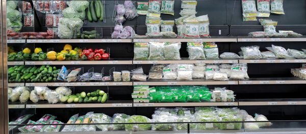 Verduras en un supermercado (imagen referencial) - Sputnik Mundo