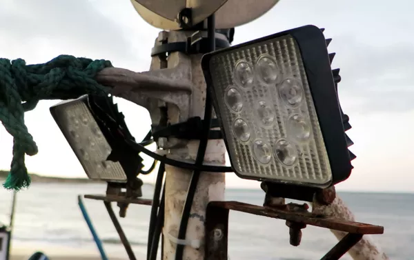 Luces de una embarcación de pescadores de Punta del Diablo, Rocha, Uruguay - Sputnik Mundo