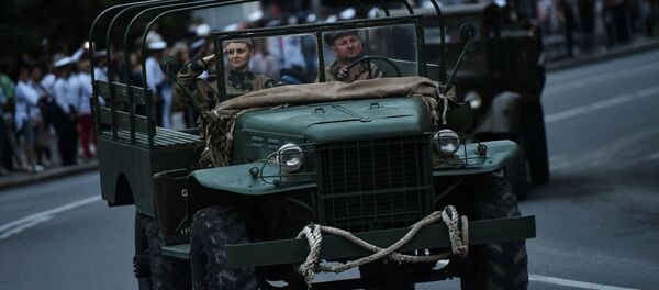 Un desfile militar en Crimea - Sputnik Mundo
