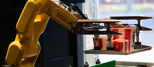 El nuevo restaurante de KFC en Moscú El nuevo restaurante de KFC en Moscú - Sputnik Mundo