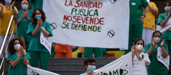 Trabajadores del hospital Gregorio Marañón  - Sputnik Mundo