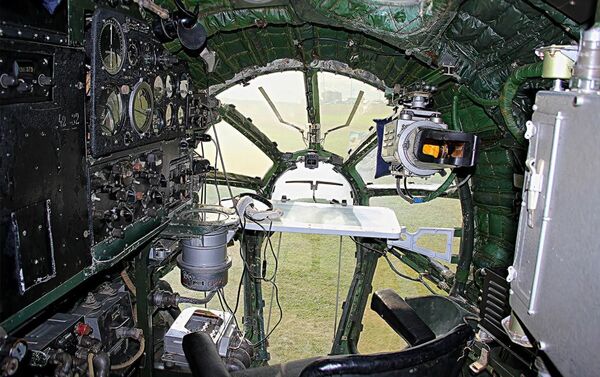  Estado actual del puesto de navegador del Tu-104 en Berdsk  - Sputnik Mundo