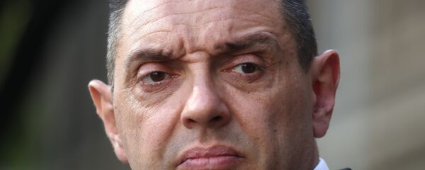 Aleksandar Vulin, ministro de Defensa de Serbia - Sputnik Mundo