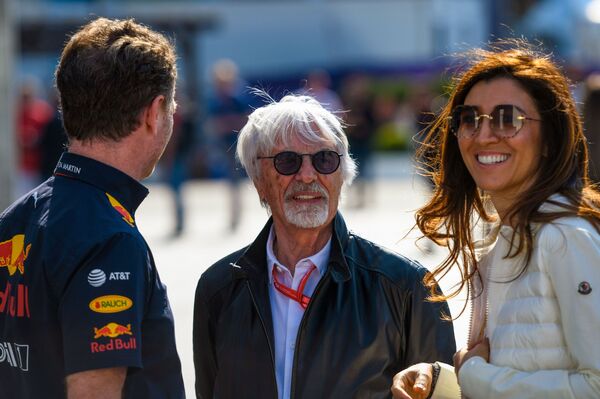 Bernie Ecclestone, el 'patrón de la Fórmula 1', se convierte en padre a los 89 años - Sputnik Mundo